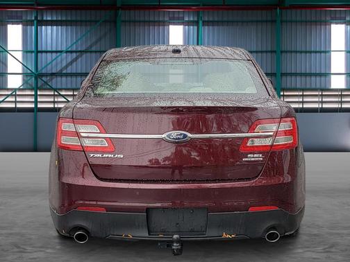 2018 Ford Taurus SEL