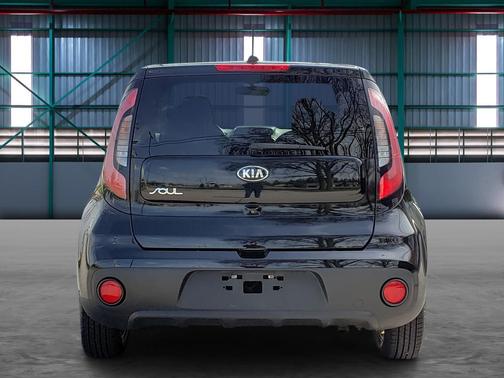 2017 Kia Soul Base