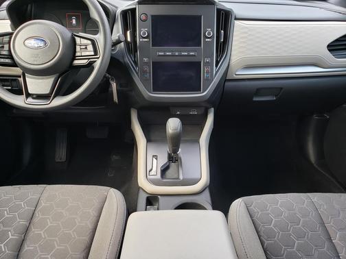 Magnetite Gray Metallic 2025 Subaru Forester Base