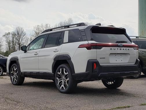 CRYSTAL WHITE 2026 Subaru Outback Touring XT