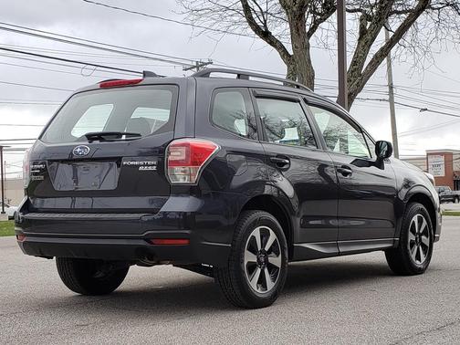 2017 Subaru Forester 2.5i