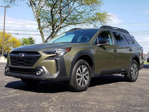 Autumn Green Metallic 2024 Subaru Outback Premium