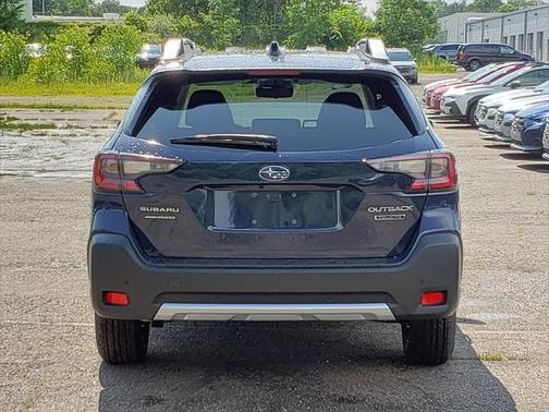 2025 Subaru Outback Touring