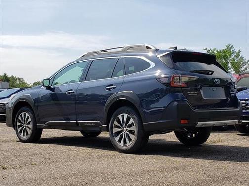 2025 Subaru Outback Touring