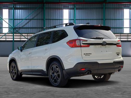Crystal White Pearl 2023 Subaru Ascent Onyx Edition 7-Passenger