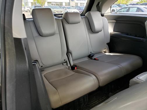 Modern Steel Metallic 2018 Honda Odyssey EX-L