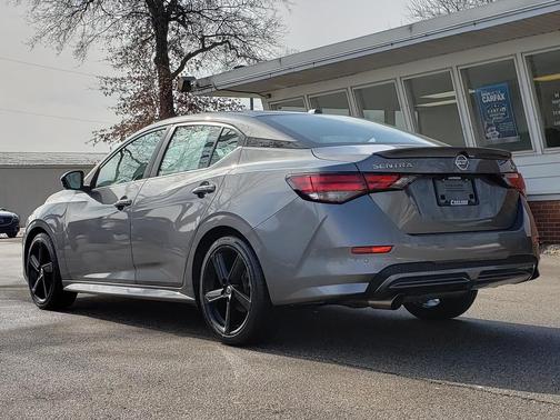 2022 Nissan Sentra SR