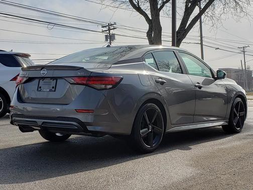 2022 Nissan Sentra SR