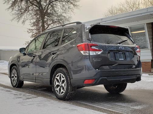 2020 Subaru Forester Premium