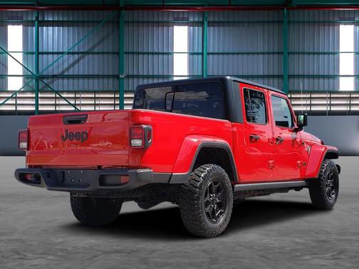 Firecracker Red Clearcoat 2022 Jeep Gladiator Sport