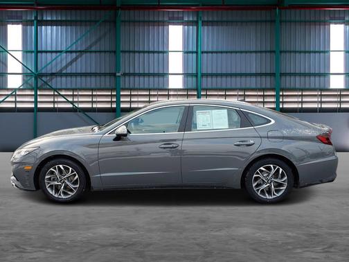 2021 Hyundai SONATA SEL