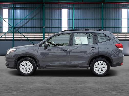 2023 Subaru Forester Base