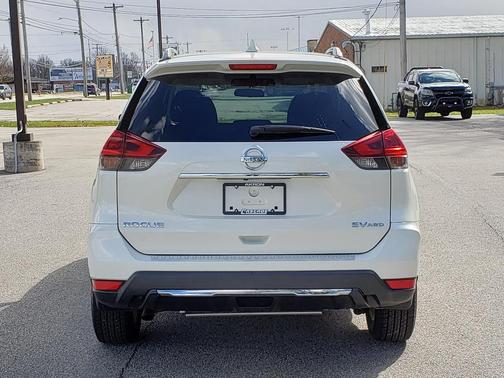 2018 Nissan Rogue SV