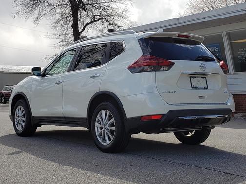 2018 Nissan Rogue SV