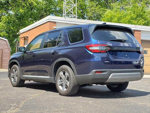 Obsidian Blue Pearl 2025 Honda Pilot AWD