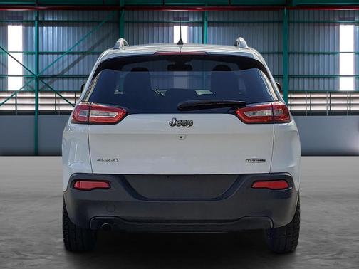 2018 Jeep Cherokee Latitude Plus