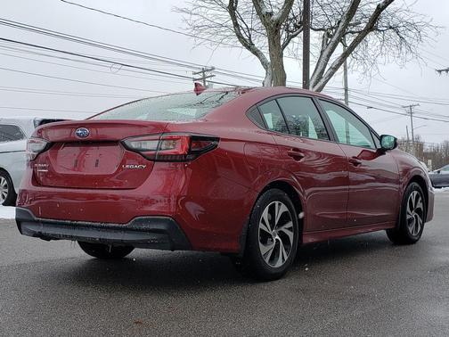 2025 Subaru Legacy Premium