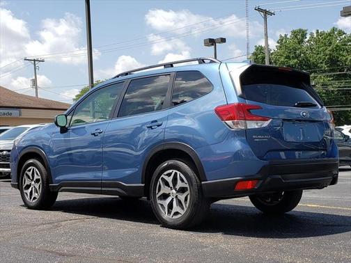2022 Subaru Forester Premium