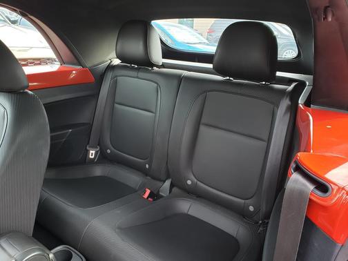 2017 Volkswagen Beetle Auto