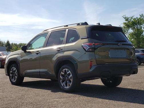 Autumn Green Metallic 2026 Subaru Forester Premium