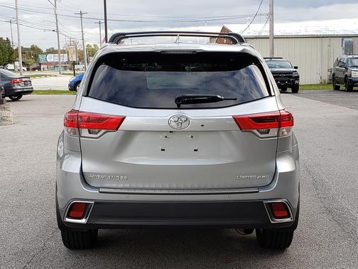 2018 Toyota Highlander Limited Platinum