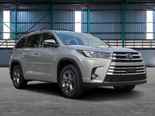 2018 Toyota Highlander Limited Platinum