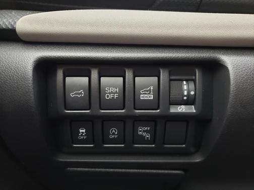 Cascade Green Silica 2023 Subaru Forester Limited