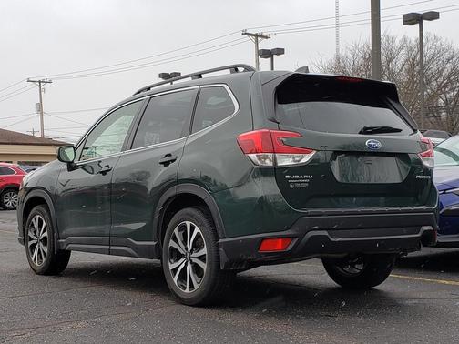 Cascade Green Silica 2023 Subaru Forester Limited
