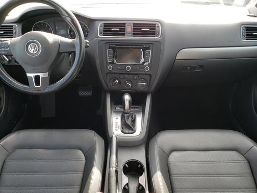 2013 Volkswagen Jetta SEL
