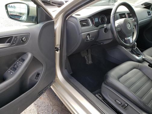 2013 Volkswagen Jetta SEL