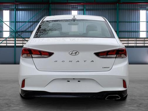 Quartz White Pearl 2018 Hyundai SONATA Limited
