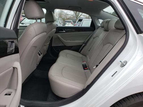 2018 Hyundai SONATA Limited