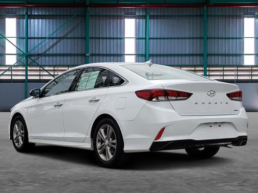 Quartz White Pearl 2018 Hyundai SONATA Limited