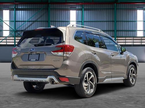 Brilliant Bronze Metallic 2022 Subaru Forester Touring