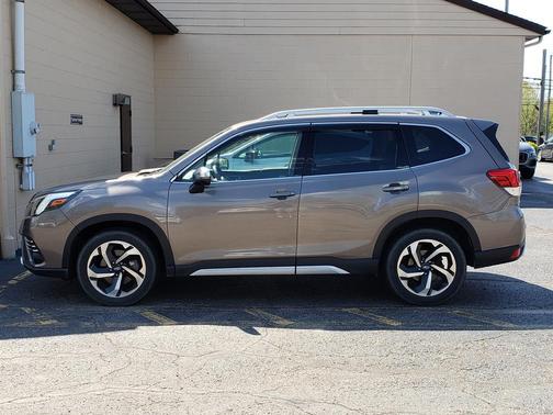 Brilliant Bronze Metallic 2022 Subaru Forester Touring