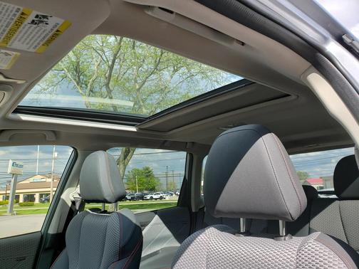 Ice Silver Metallic 2020 Subaru Forester Sport
