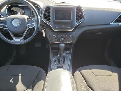 2020 Jeep Cherokee Latitude