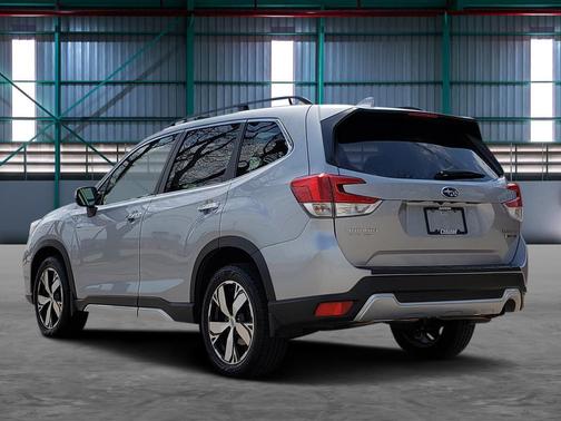 Ice Silver Metallic 2019 Subaru Forester Touring