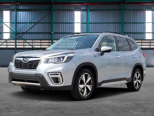 Ice Silver Metallic 2019 Subaru Forester Touring