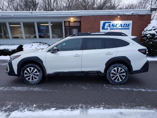 2023 Subaru Outback Premium