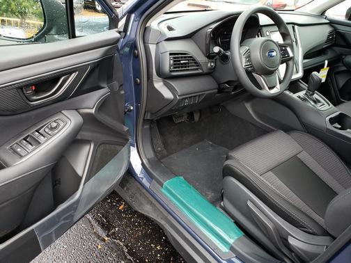 2025 Subaru Outback Base