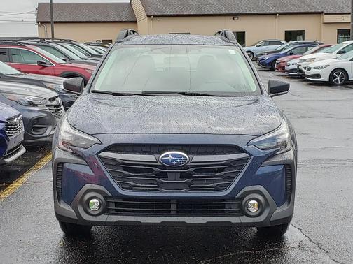 2025 Subaru Outback Base