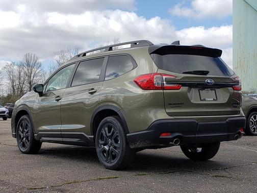 AUTUMN GREEN 2026 Subaru Ascent Onyx Edition Touring 7-Passenger