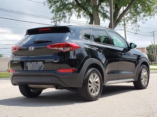 Ash Black 2017 Hyundai TUCSON SE