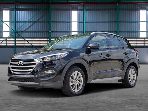 Ash Black 2017 Hyundai TUCSON SE