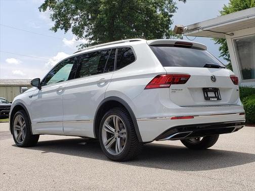 2019 Volkswagen Tiguan 2.0T SEL R-Line 4MOTION