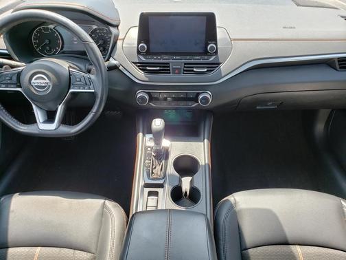 2021 Nissan Altima SR Intelligent AWD