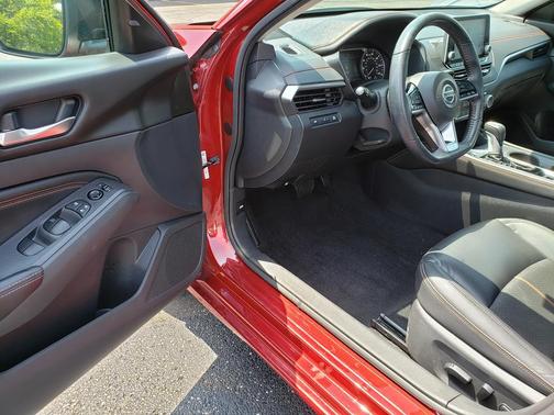 2021 Nissan Altima SR Intelligent AWD