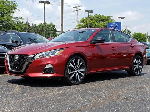 2021 Nissan Altima SR Intelligent AWD