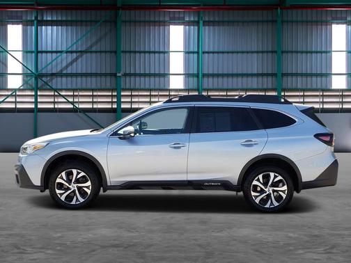 Ice Silver Metallic 2022 Subaru Outback Limited